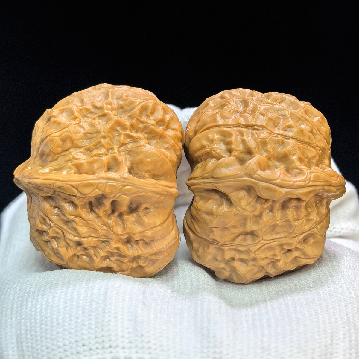 Pumpkin Mound Wenwan Walnut Pair — 38.0mm x 44.0mm | Boutique Grade | NGD-1505C - ThePatinaProject