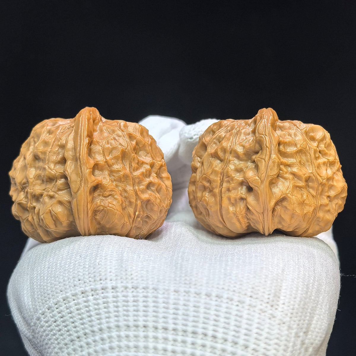 Pumpkin Mound Wenwan Walnut Pair — 38.0mm x 44.0mm | Boutique Grade | NGD-1505C - ThePatinaProject