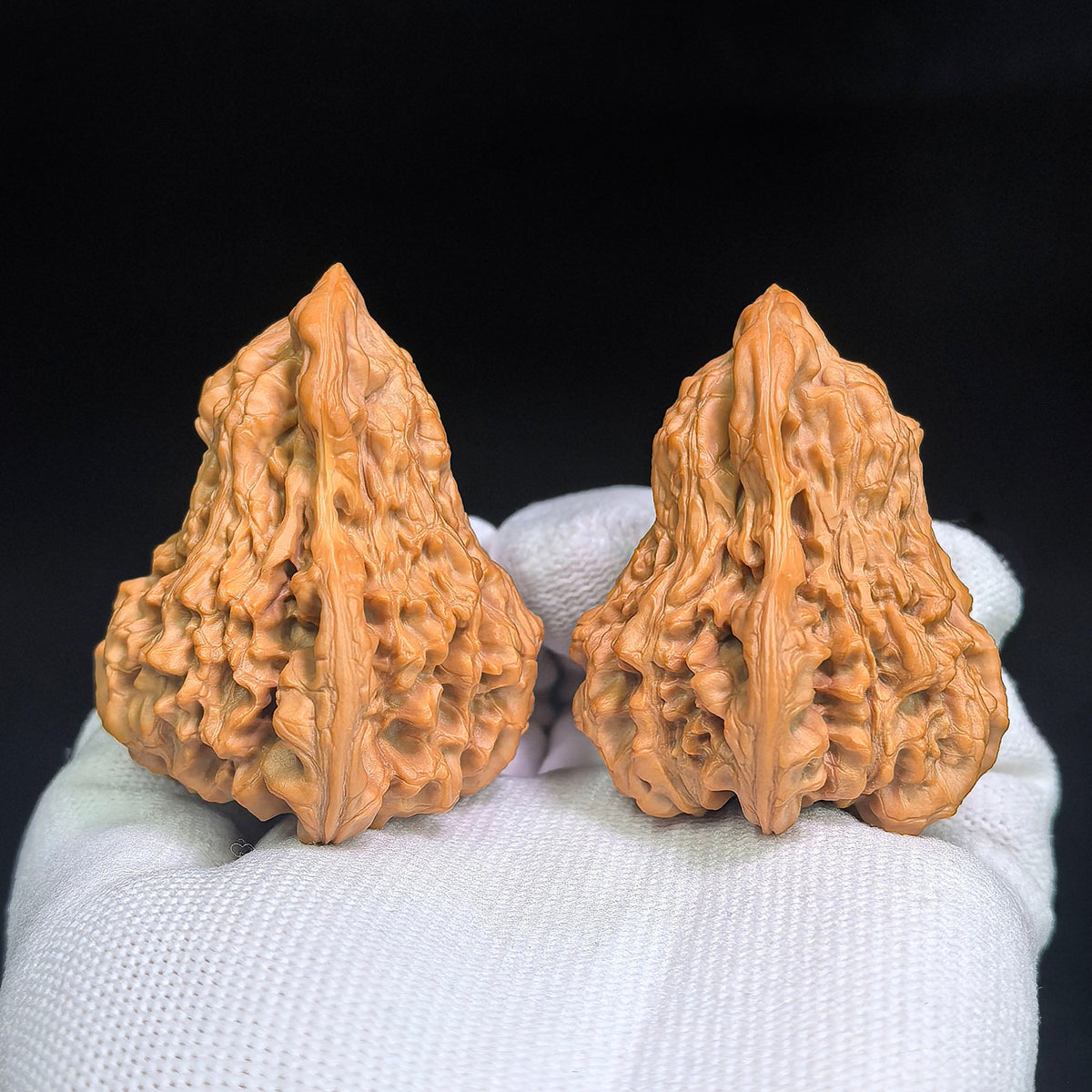 "Qilin Pattern Gourd / Fu Lu Gourds" Heirloom Collection Wenwan Walnuts Pair | 47.0mm x 42.0mm | QLHL-C1C0E - ThePatinaProject