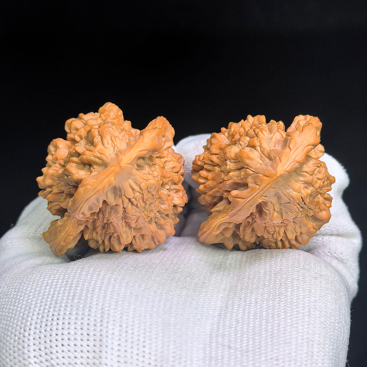 "Qilin Pattern Gourd / Fu Lu Gourds" Heirloom Collection Wenwan Walnuts Pair | 47.0mm x 42.0mm | QLHL-C1C0E - ThePatinaProject