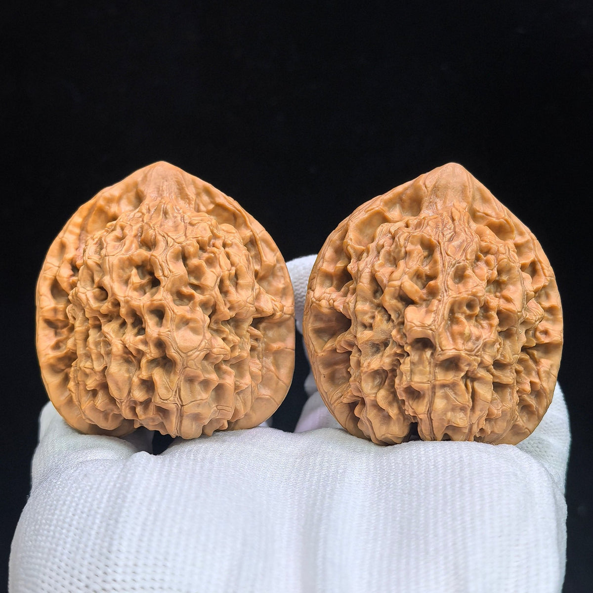 “Qilin Pattern” Qilin Wen Large Deep-Textured Wenwan Walnut Pair | 48.0mm × 44.0mm | QLW-17C9C - ThePatinaProject