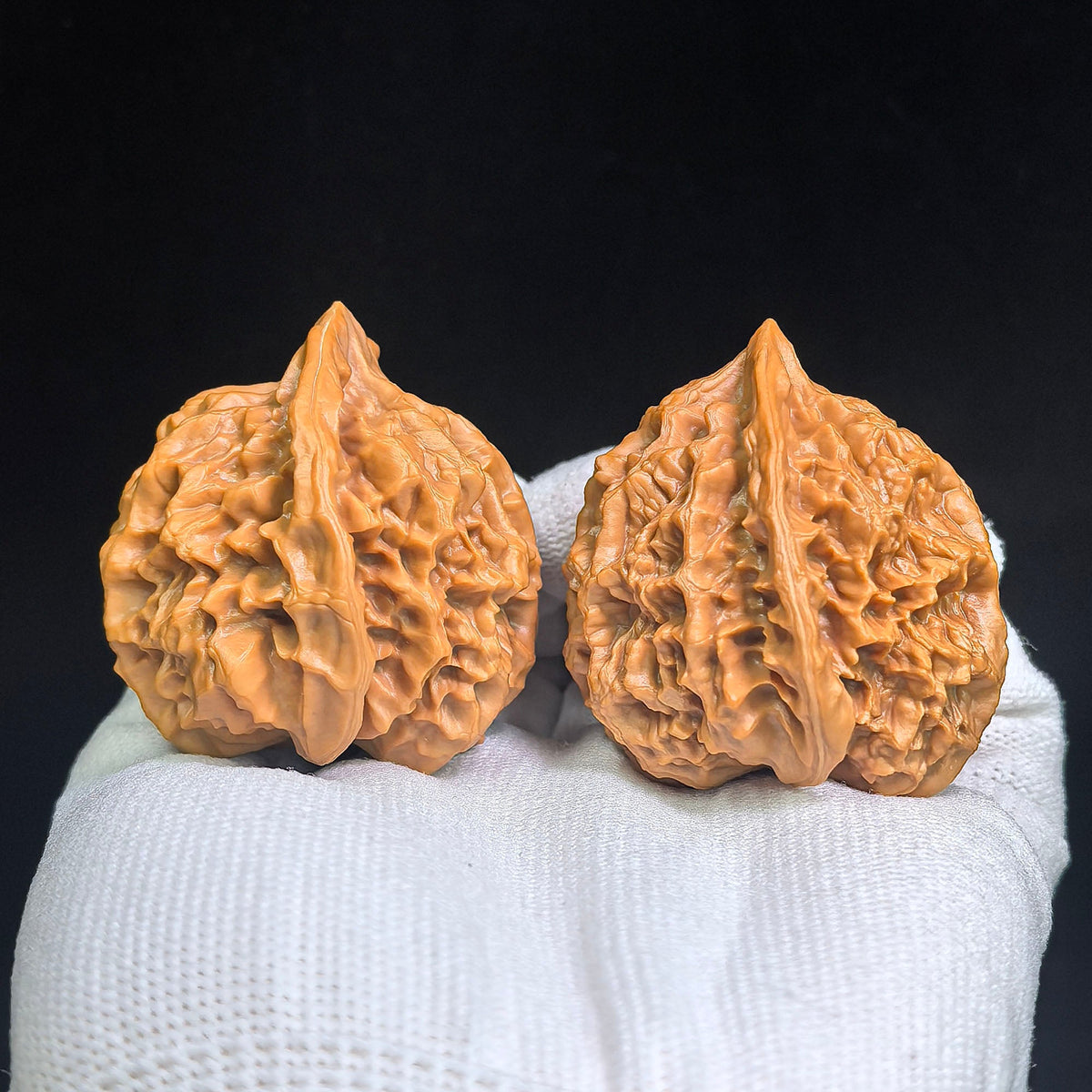 Qilin-Spined Hedgehog Wenwan Walnut Pair | 43.0mm x 43.0mm | QLCW-C1D0E - ThePatinaProject