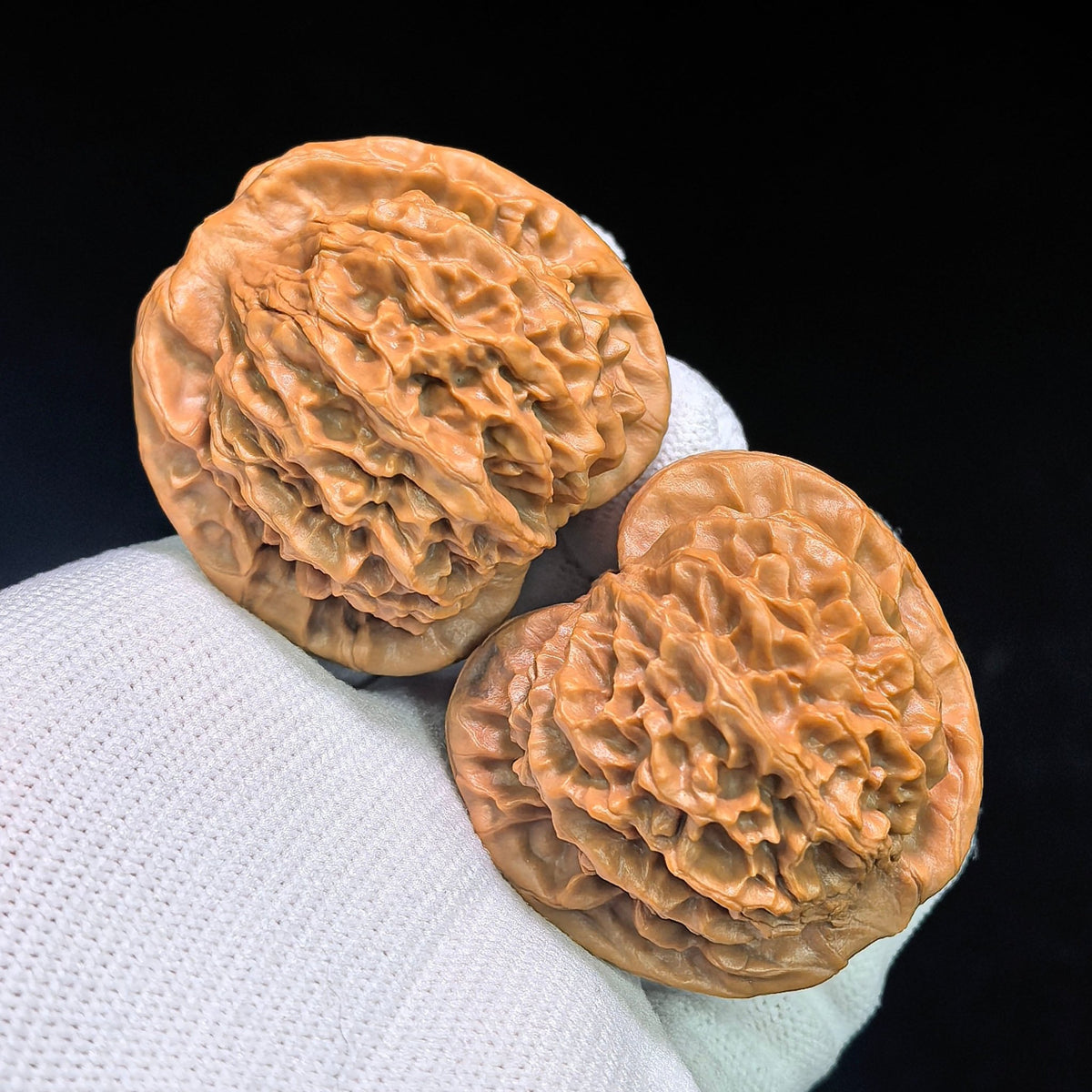 "Qin Gong Zi / Master Qin" Heirloom Collection Wenwan Walnuts Pair | 42.0mm x 39.0mm | QGZ-801 - ThePatinaProject