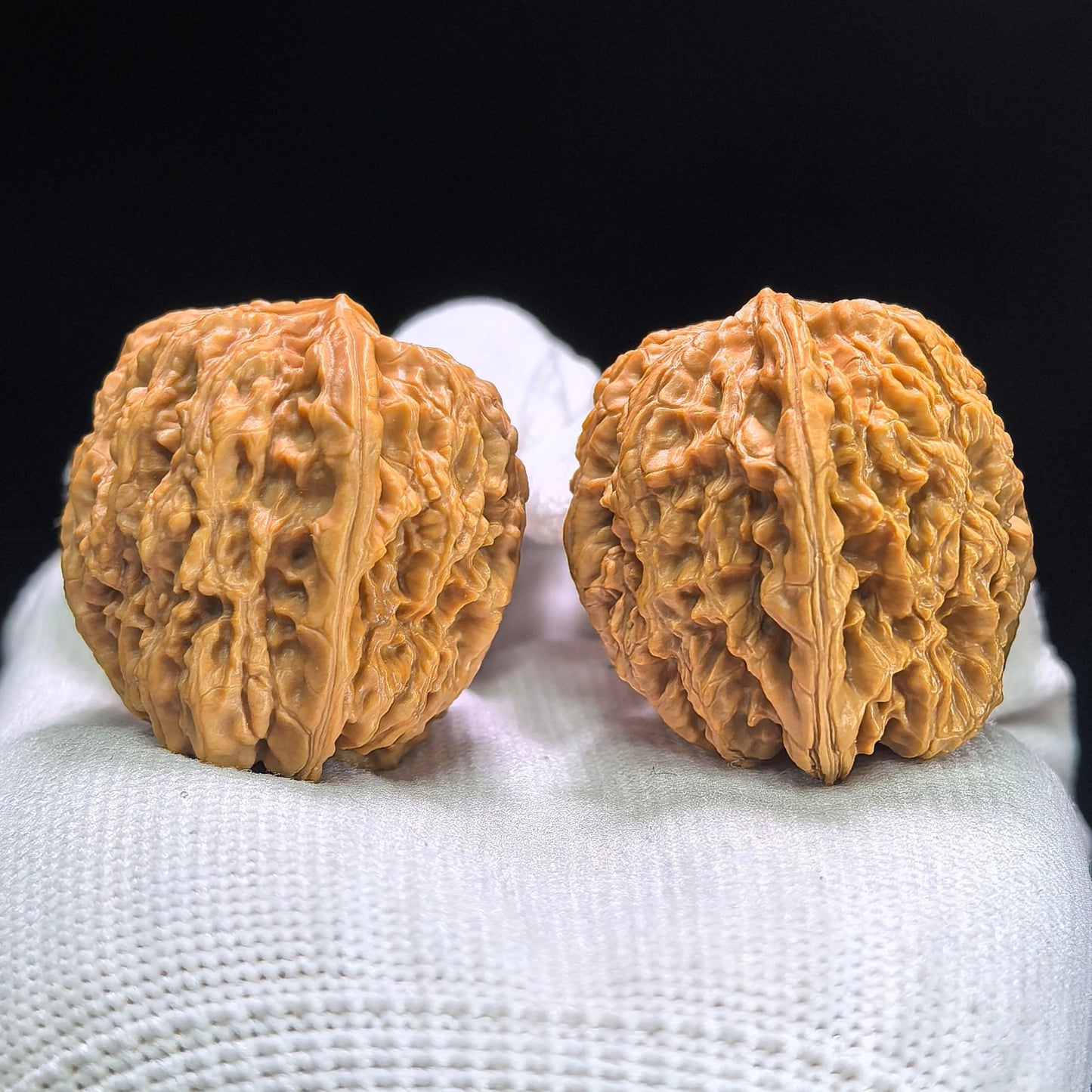 "Rain Flower Pebble" Yuhuashi Classic Low-Profile Wenwan Walnuts Pair | 36.0mm x 33.0mm | YHS-1402 - ThePatinaProject