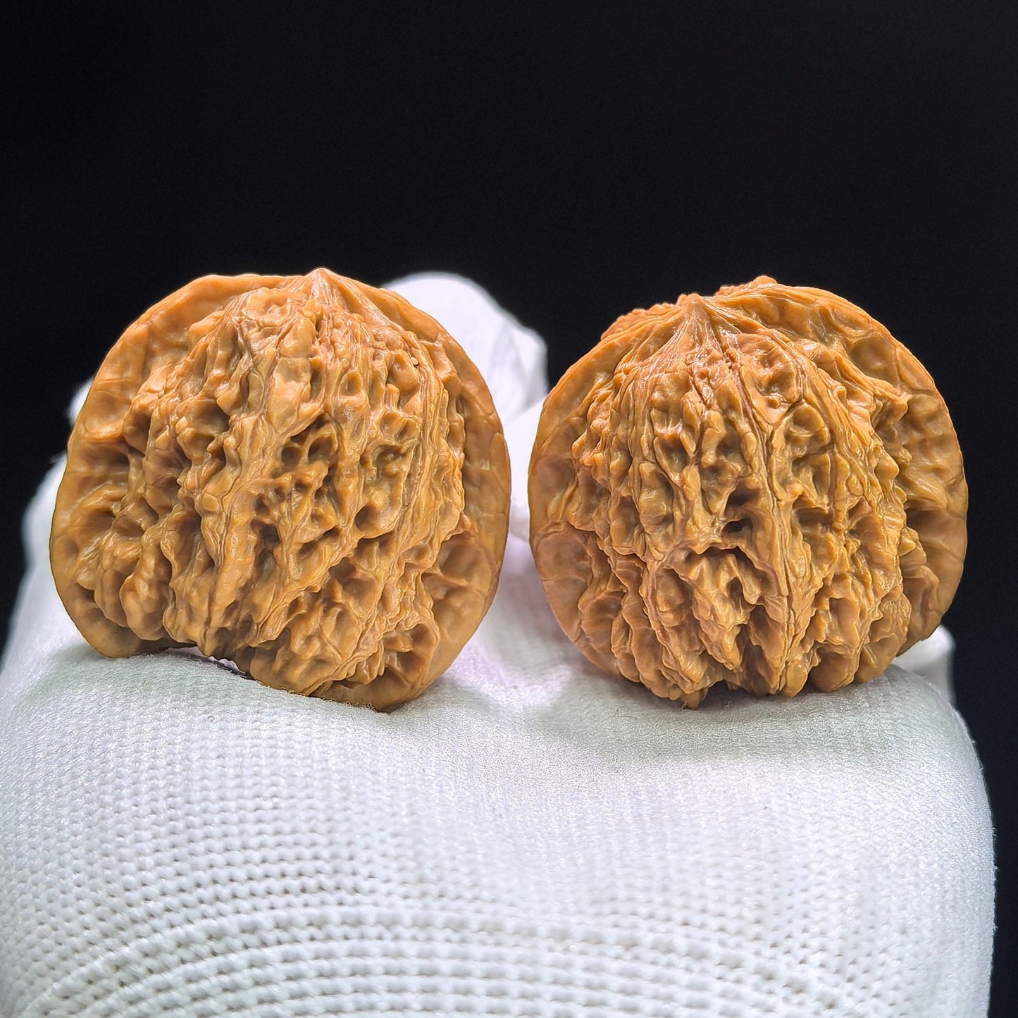 "Rain Flower Pebble" Yuhuashi Classic Low-Profile Wenwan Walnuts Pair | 36.0mm x 33.0mm | YHS-1402 - ThePatinaProject