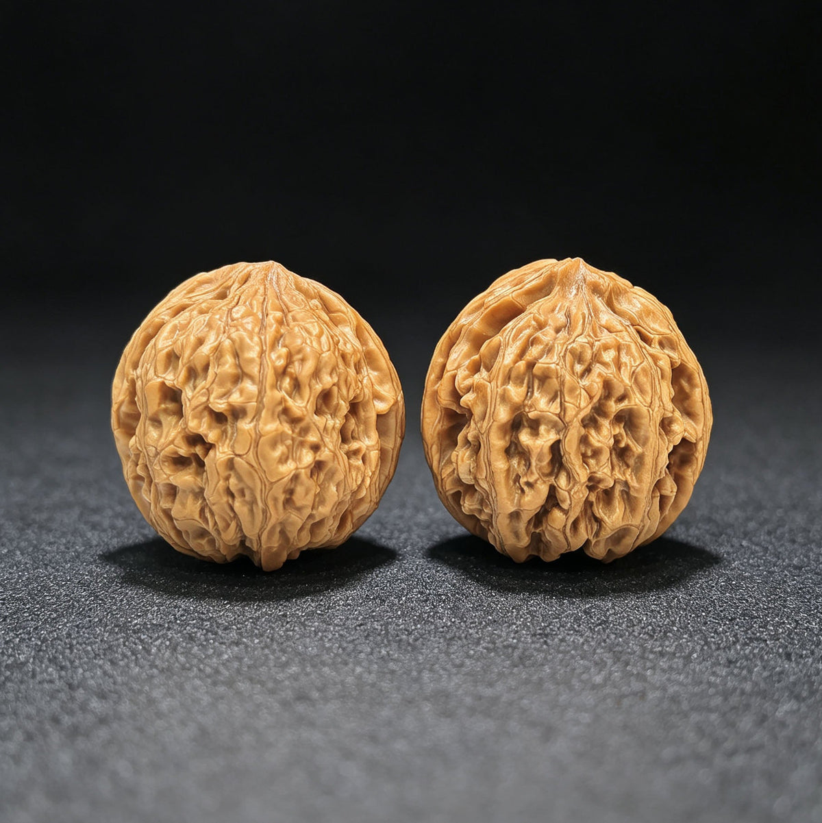 "Red Koi" Hongjinli Low-Profile Wenwan Walnuts Pair | 38.0mm x 39.0mm | HJL-1501C - ThePatinaProject