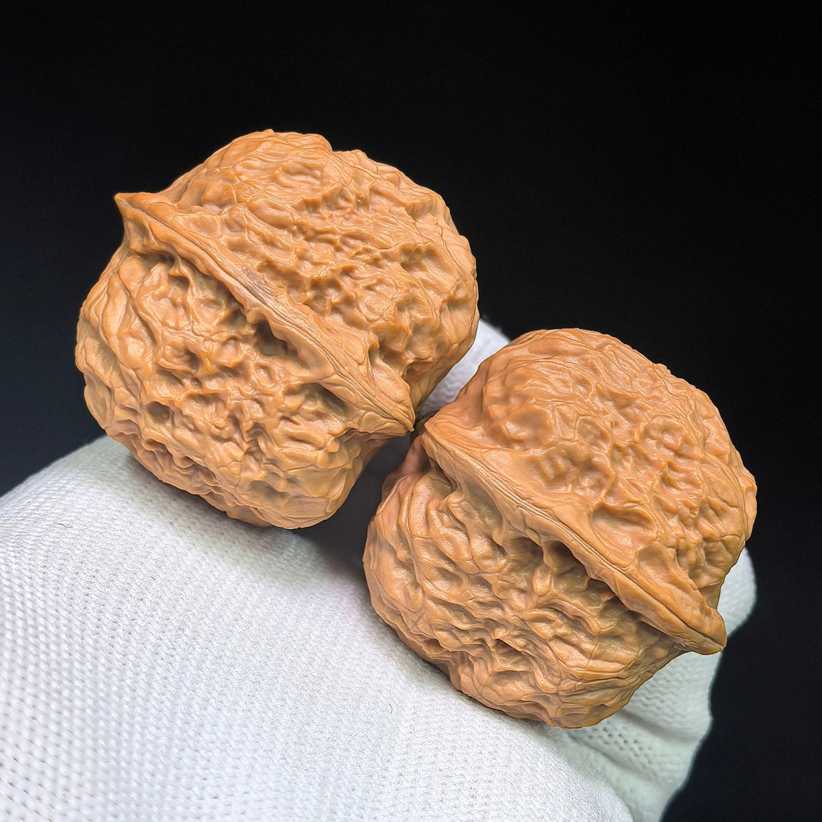 "Red Seal / Hong Fang Yin" Heirloom Collection Wenwan Walnuts Pair | 36.0mm x 40.0mm | HFY-801 - ThePatinaProject