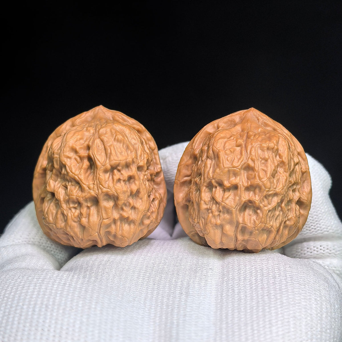 "Red Seal / Hong Fang Yin" Heirloom Collection Wenwan Walnuts Pair | 36.0mm x 40.0mm | HFY-801 - ThePatinaProject