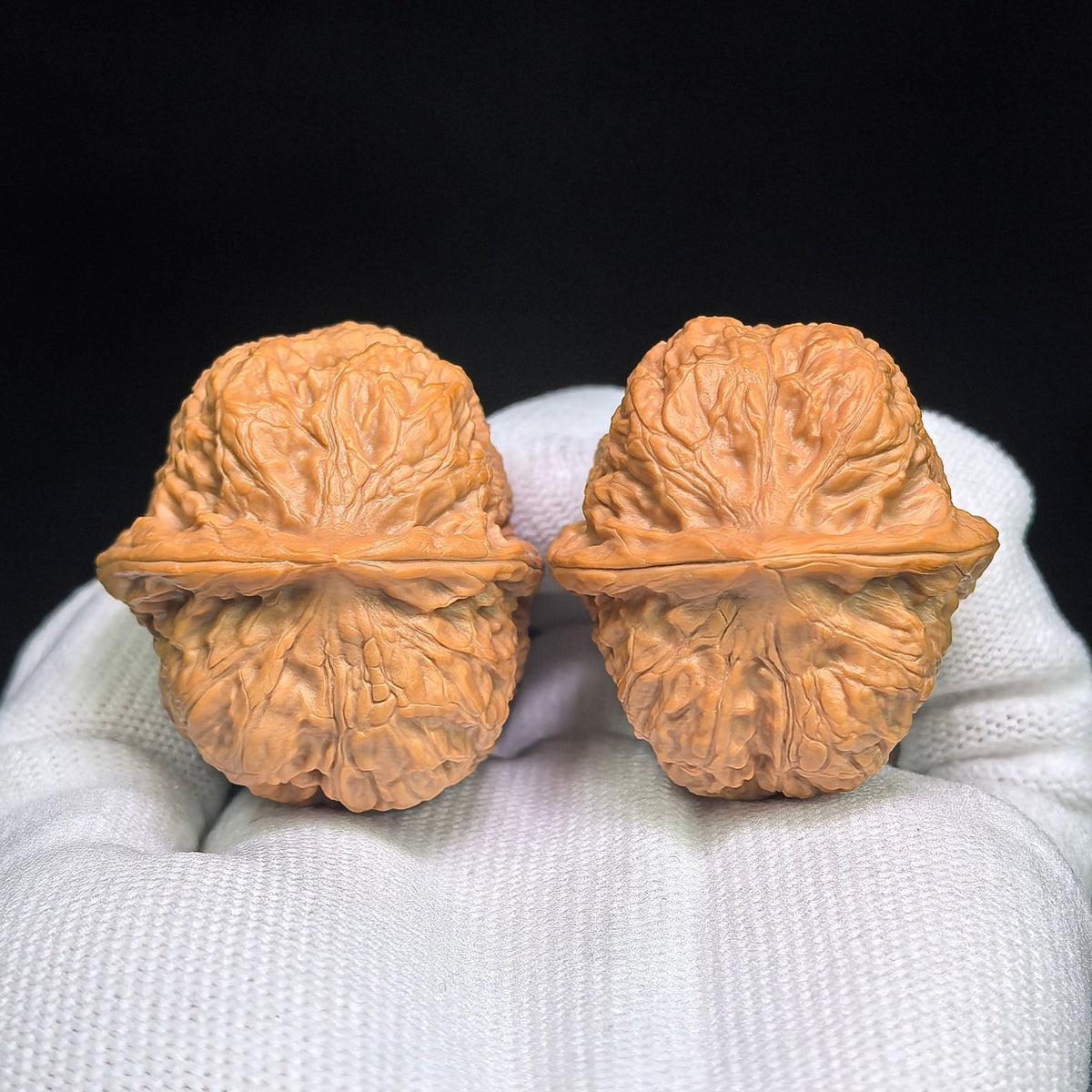 "Red Seal / Hong Fang Yin" Heirloom Collection Wenwan Walnuts Pair | 36.0mm x 40.0mm | HFY-801 - ThePatinaProject