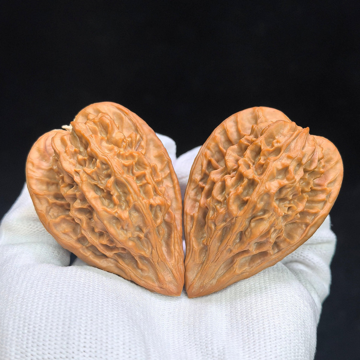 "Red Tasseled Spear" Hongyingqiang HJQ-CWA1E Wenwan Walnuts Pair | 41.0mm x 38.0mm | HJQ-CWA1E - ThePatinaProject