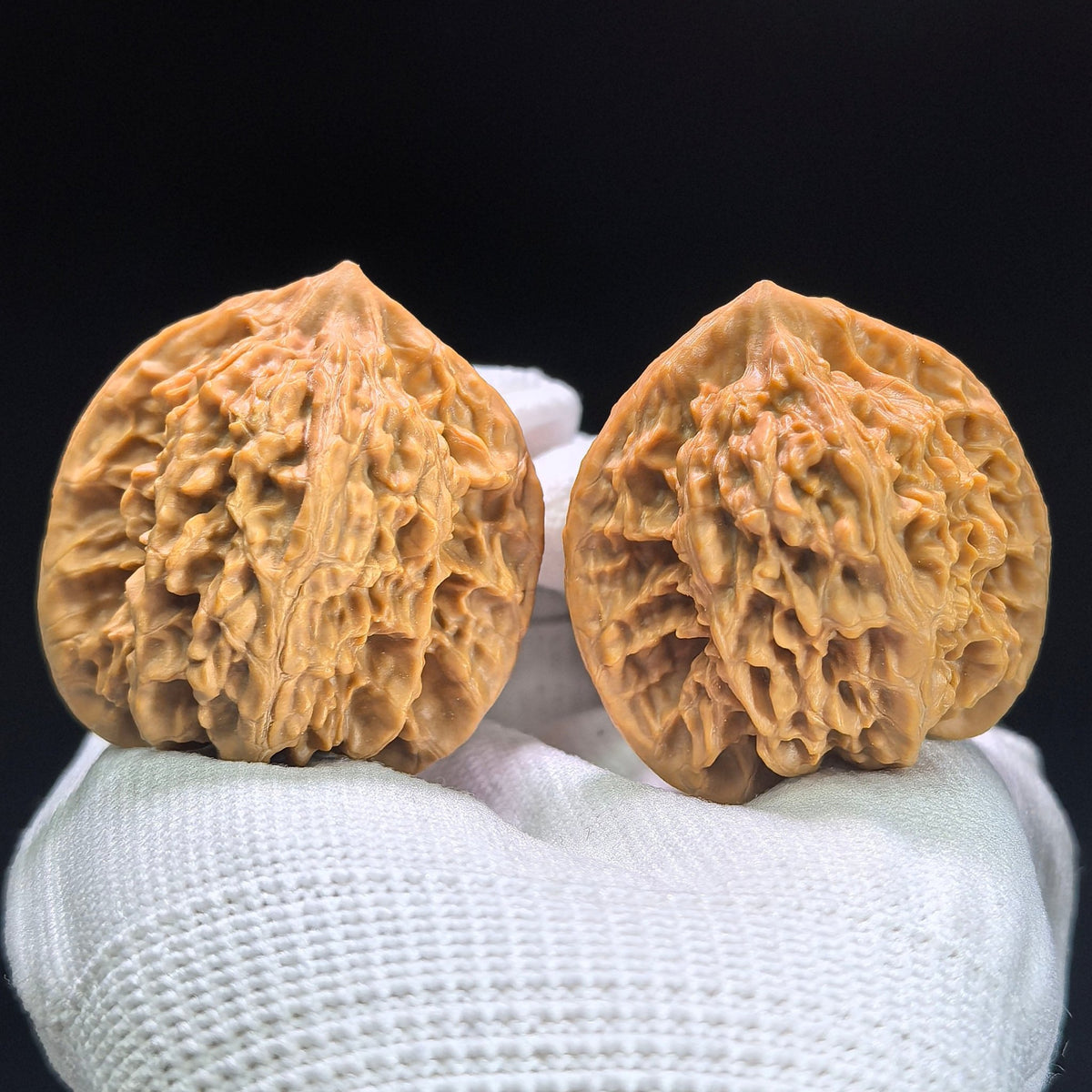 "Rosy Cloud Ridge" Xiayunling Classic Heritage Low-Profile Wenwan Walnuts Pair | 40.0mm x 37.0mm | XYL-1403 - ThePatinaProject
