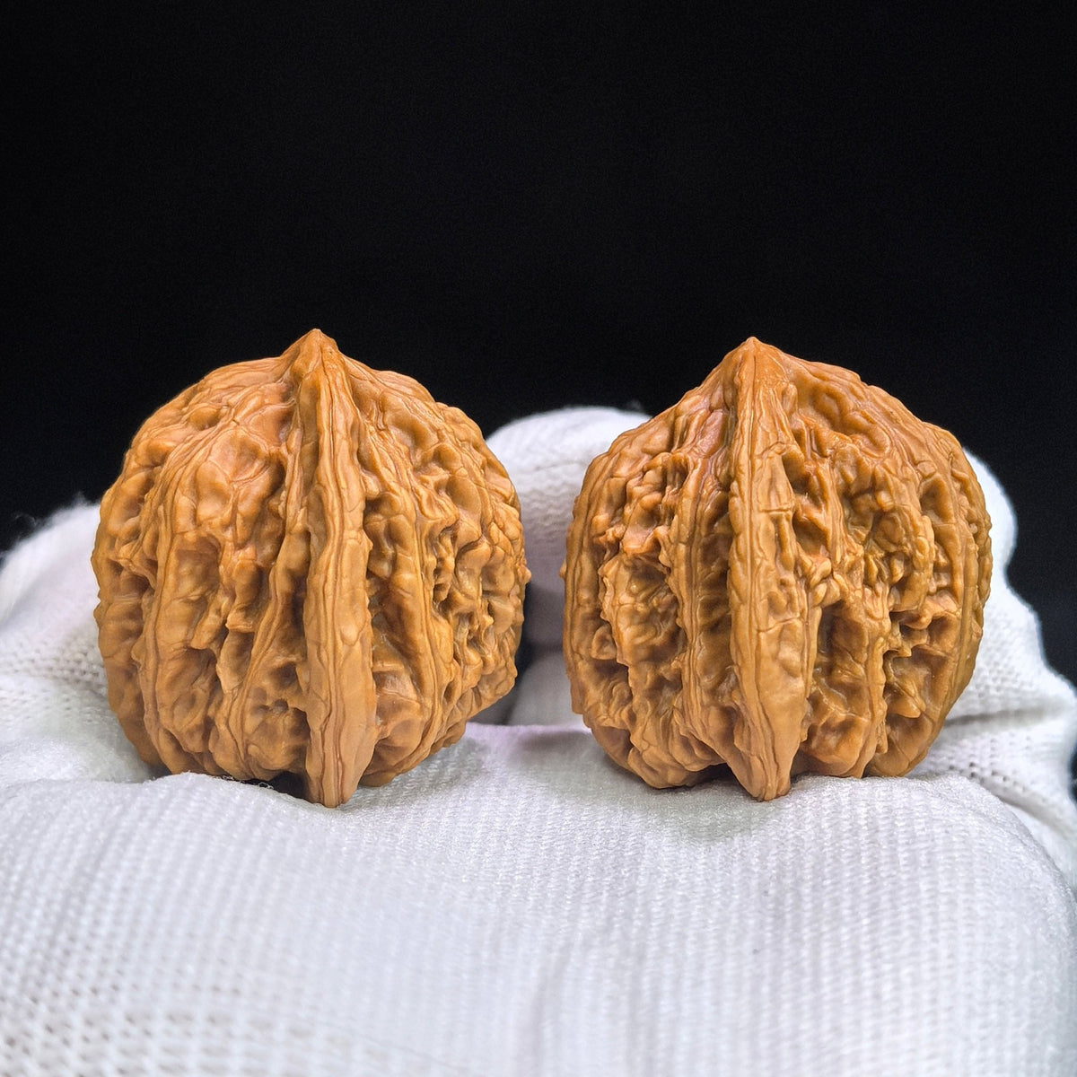 “Ruby” Hongbaoshi Deep-Textured Wenwan Walnut Pair | 39.0mm × 35.0mm | HBS-17D6 - ThePatinaProject