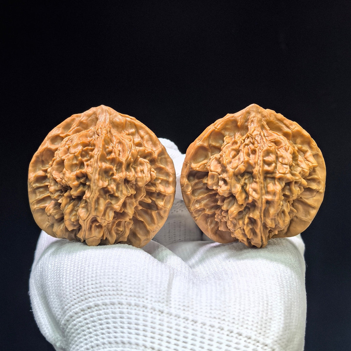 Shaanxi Guanmao Wenwan Walnut Pair | Broad-Shouldered Official Hat Form | 45.0mm × 39.0mm | SXGM-1601 - ThePatinaProject