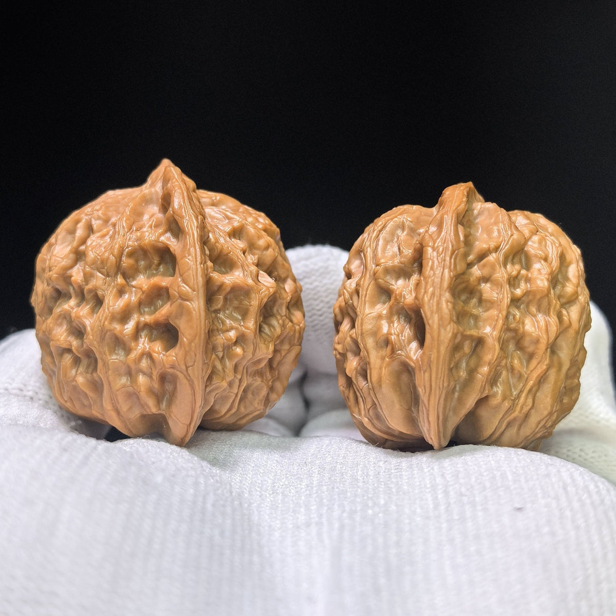 "Shaanxi Official Hat" Shaanxi Guanmao Wenwan Walnuts Pair | 43.0mm x 35.0mm | SXGM-01SY - ThePatinaProject