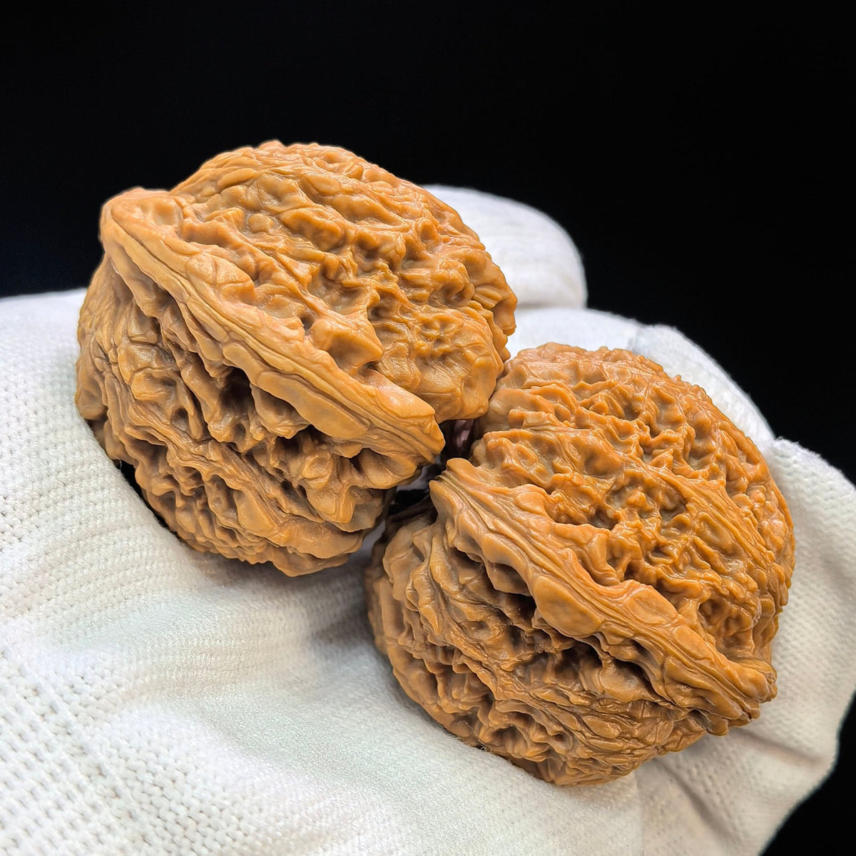 "Spherical Nanjiang Stone" Qiuxing Nanjiangshi Classic Low-Profile Wenwan Walnuts Pair | 44.0mm x 41.0mm | NJS-1503C - ThePatinaProject