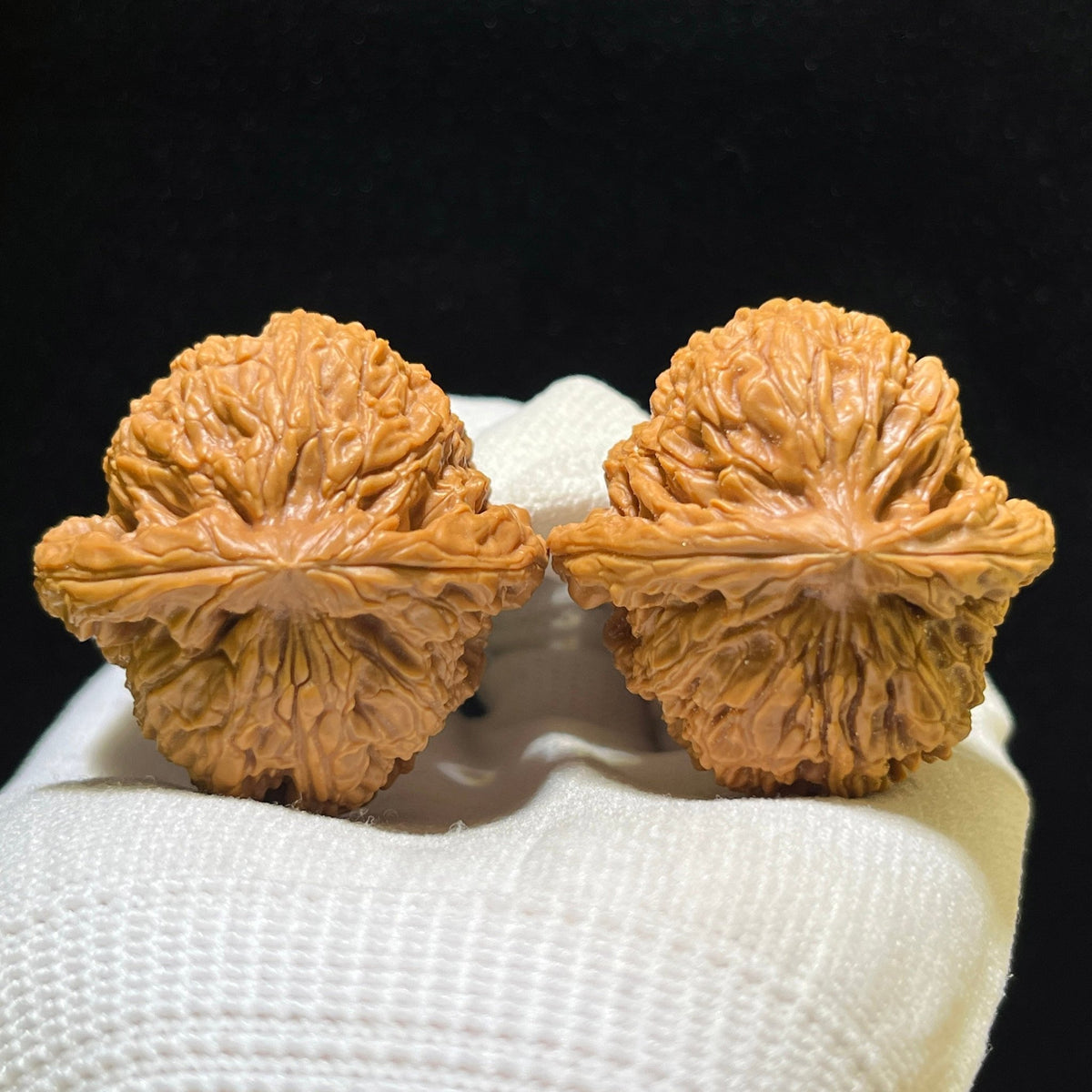 Spherical Nanjiang Stone Wenwan Walnut Pair – Round Deep-Textured Form | 39.0mm × 39.0mm | NJS-1127 - ThePatinaProject