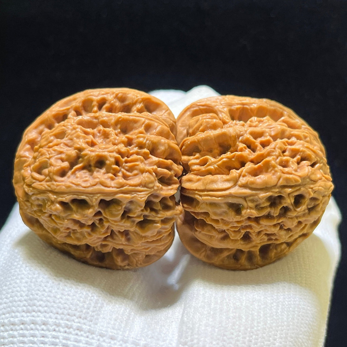 Spherical Nanjiang Stone Wenwan Walnut Pair – Round Deep-Textured Form | 39.0mm × 39.0mm | NJS-1127 - ThePatinaProject