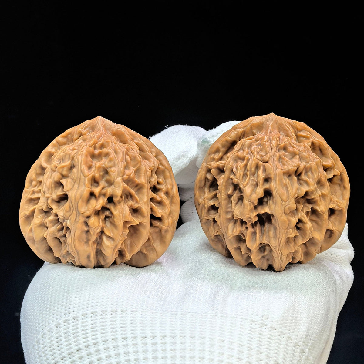 "Spherical Rosy Cloud Ridge" Qiuxing Xiayunling Low-Profile Wenwan Walnuts Pair | 43.0mm x 43.0mm | XYL-1501C - ThePatinaProject