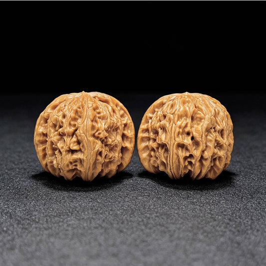 “Spherical White Lion” Bai Shizi Wenwan Walnut Pair | 39.0mm × 40.0mm | QXBSJ-1509C - ThePatinaProject