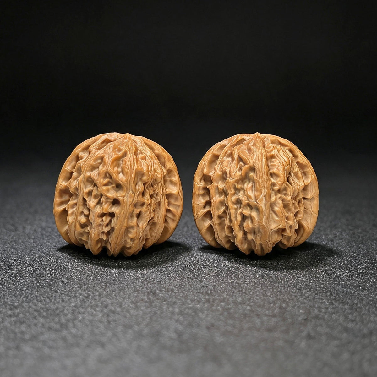 Spherical White Lion Wenwan Walnut Pair | 40.0mm × 41.0mm | QXBSZ-17H0 - ThePatinaProject