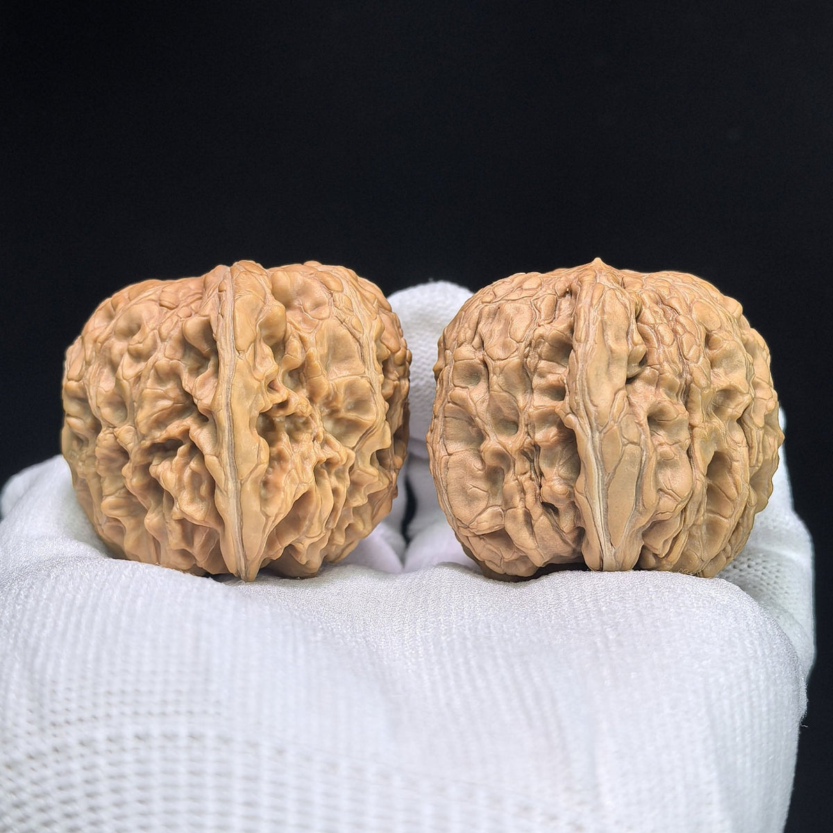 "Stone Door-Knocker Hawk Beak" Mendun Yinggouzui Wenwan Walnuts Pair | 41.0mm x 43.0mm | MD-1403 - ThePatinaProject