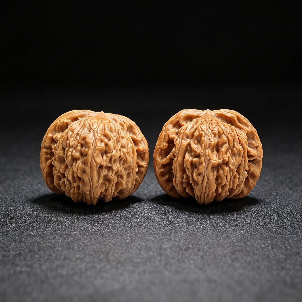 "Sunken Tip White Lionhead" Menjian Baishizi AJBSZ-17G8 Low-Profile Wenwan Walnuts Pair | 42.0mm x 40.0mm | AJBSZ-17G8 - ThePatinaProject