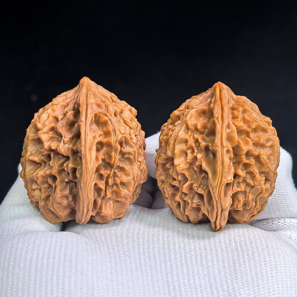 Tall-Ridged Deep-Textured Tongtian Ba Wenwan Walnut Pair — 40.0mm x 36.0mm | TTB-SY1H9 - ThePatinaProject