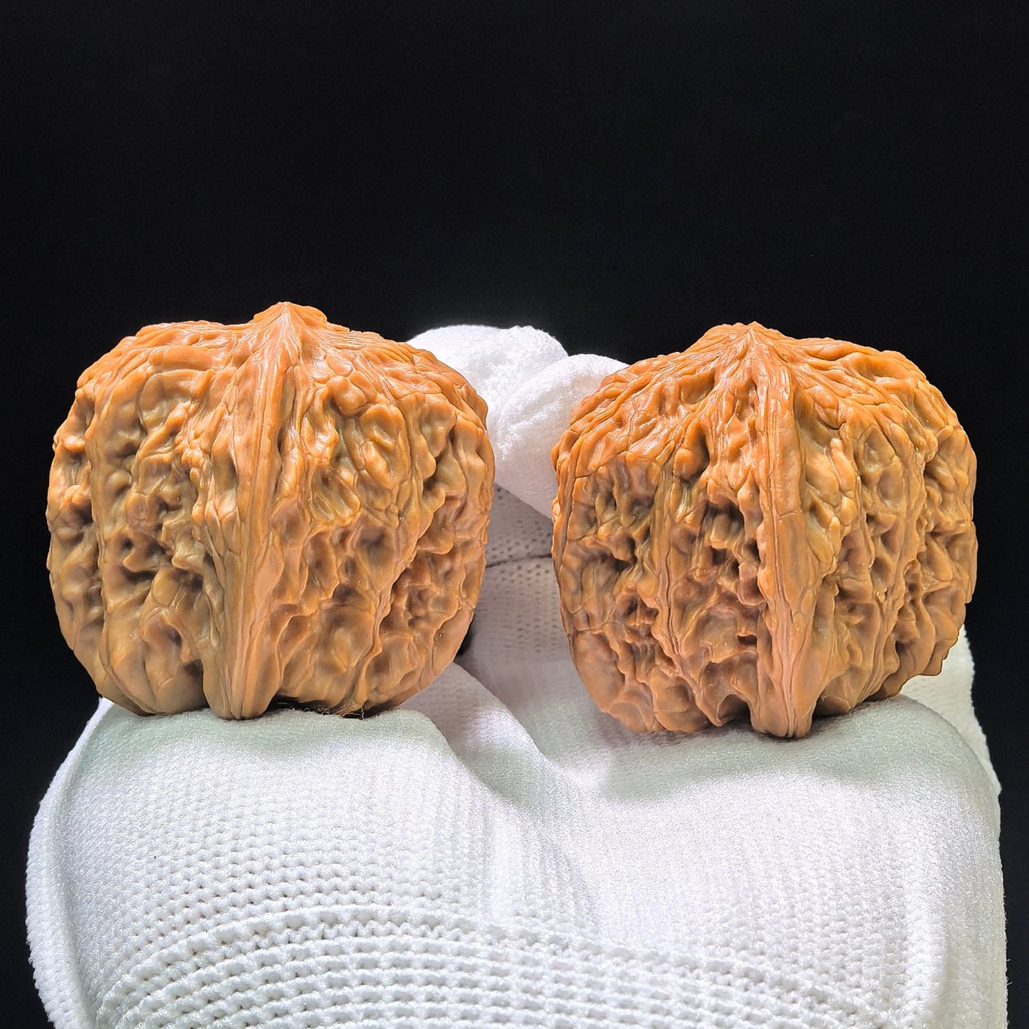 "Tall-Stance Millstone" Gaochun Mopan Classic Heritage Wenwan Walnuts Pair | 37.0mm x 37.0mm | MP-1117 - ThePatinaProject