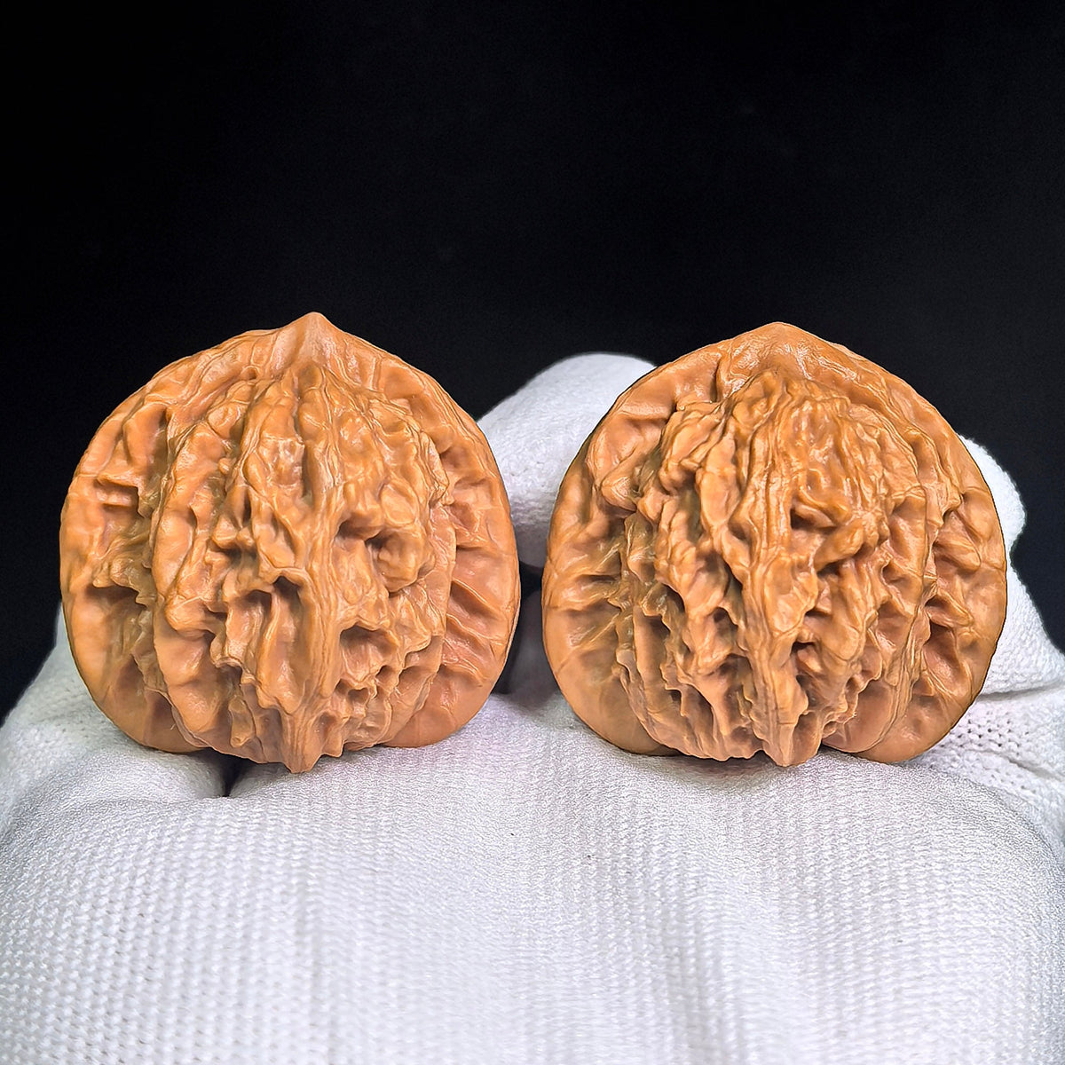 Taoxin Panlong Hutou Wenwan Walnuts Pair | Distinctive Heart-Like Form & Layered Texture | 39 × 38 mm | PLHT-19B1 - ThePatinaProject