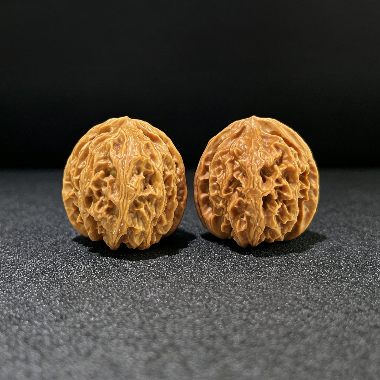 The "Apple Orchard" (Ping Guo Yuan) Traditional Hand-Twister Pair | 32.0mm x 31.0mm | PGY-804 - ThePatinaProject