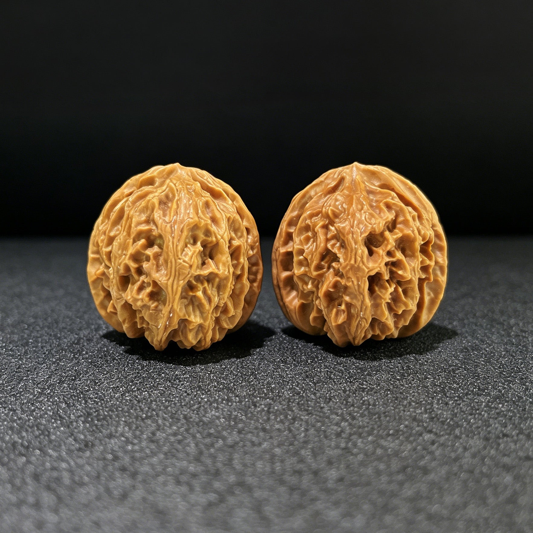 The "Apple Orchard" (Ping Guo Yuan) Traditional Hand-Twister Pair | 32.0mm x 31.0mm | PGY-804 - ThePatinaProject