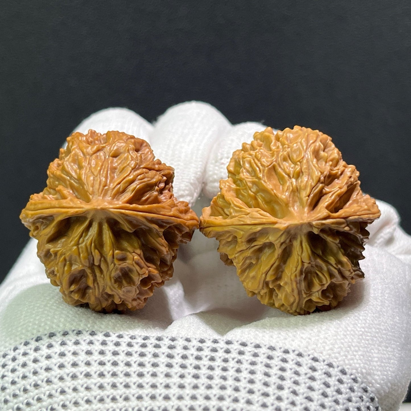The "Apple Round" (Ping Guo Yuan) Pair | 32.0mm x 34.0mm | PGY-601 - ThePatinaProject