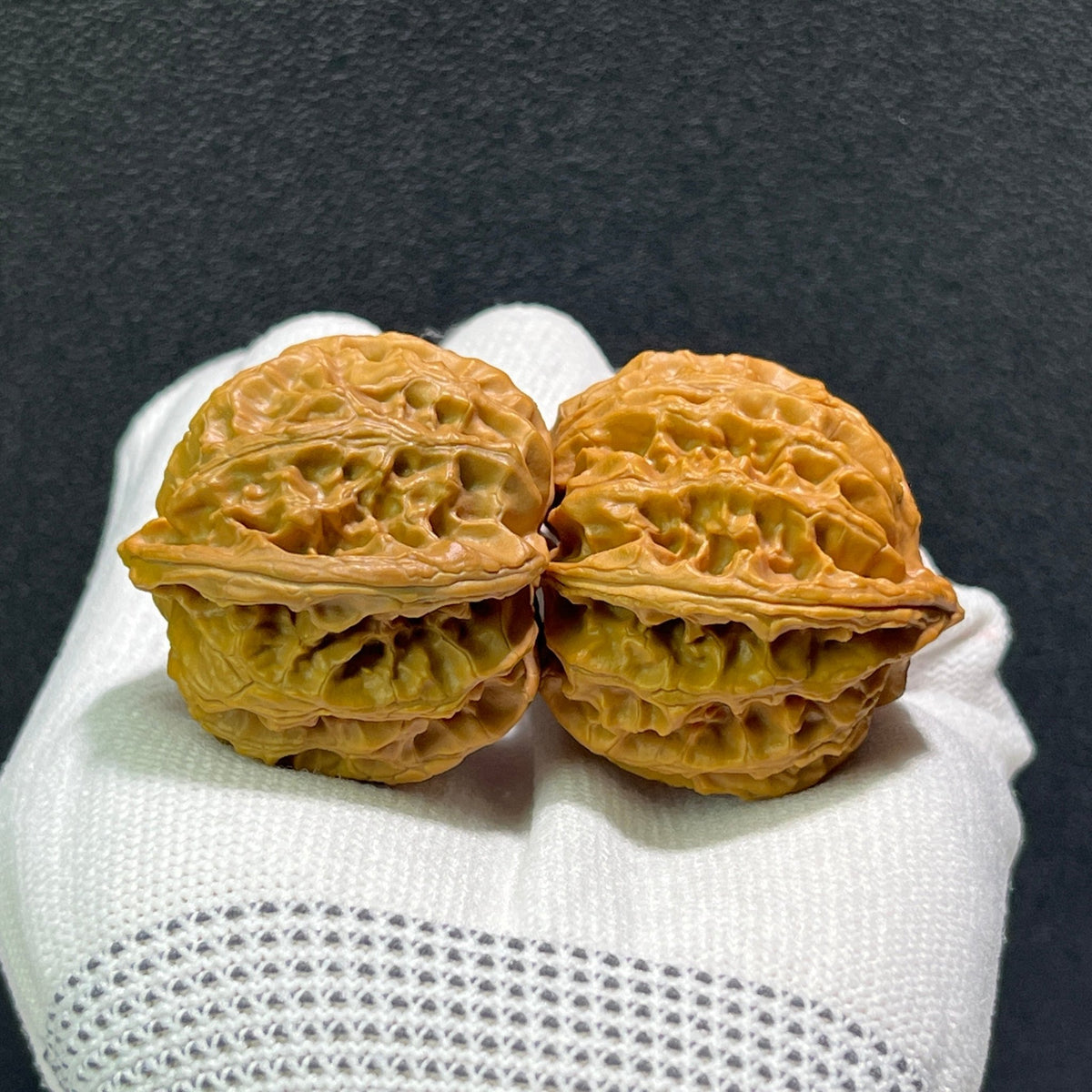 The "Apple Round" (Ping Guo Yuan) Pair | 38.0mm x 37.0mm | PGY-603 - ThePatinaProject