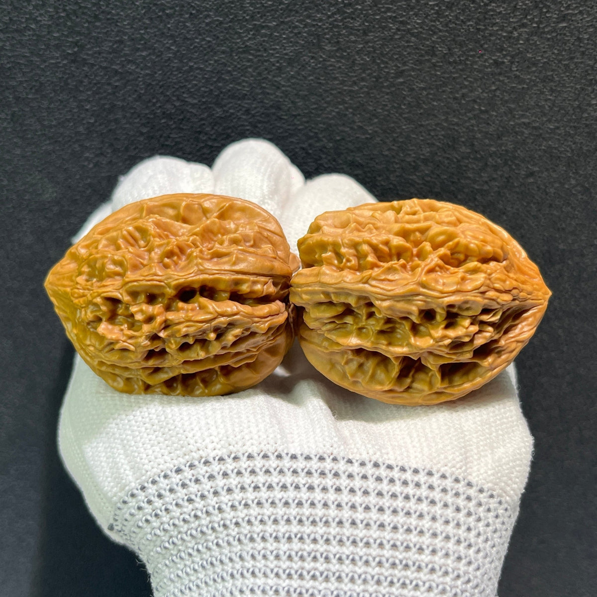 The "Beijing Chicken Heart" (Beijing Ji Xin) Pair | 38.0mm x 39.0mm | JX-405 - ThePatinaProject