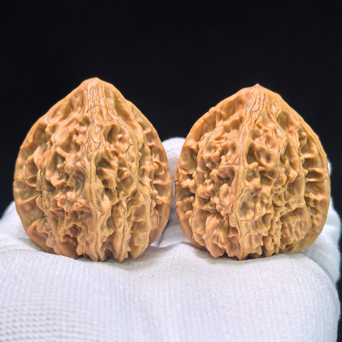 The "Chicken Heart" (Ji Xin) Pair | 41.0mm x 41.0mm | JX-513 - ThePatinaProject