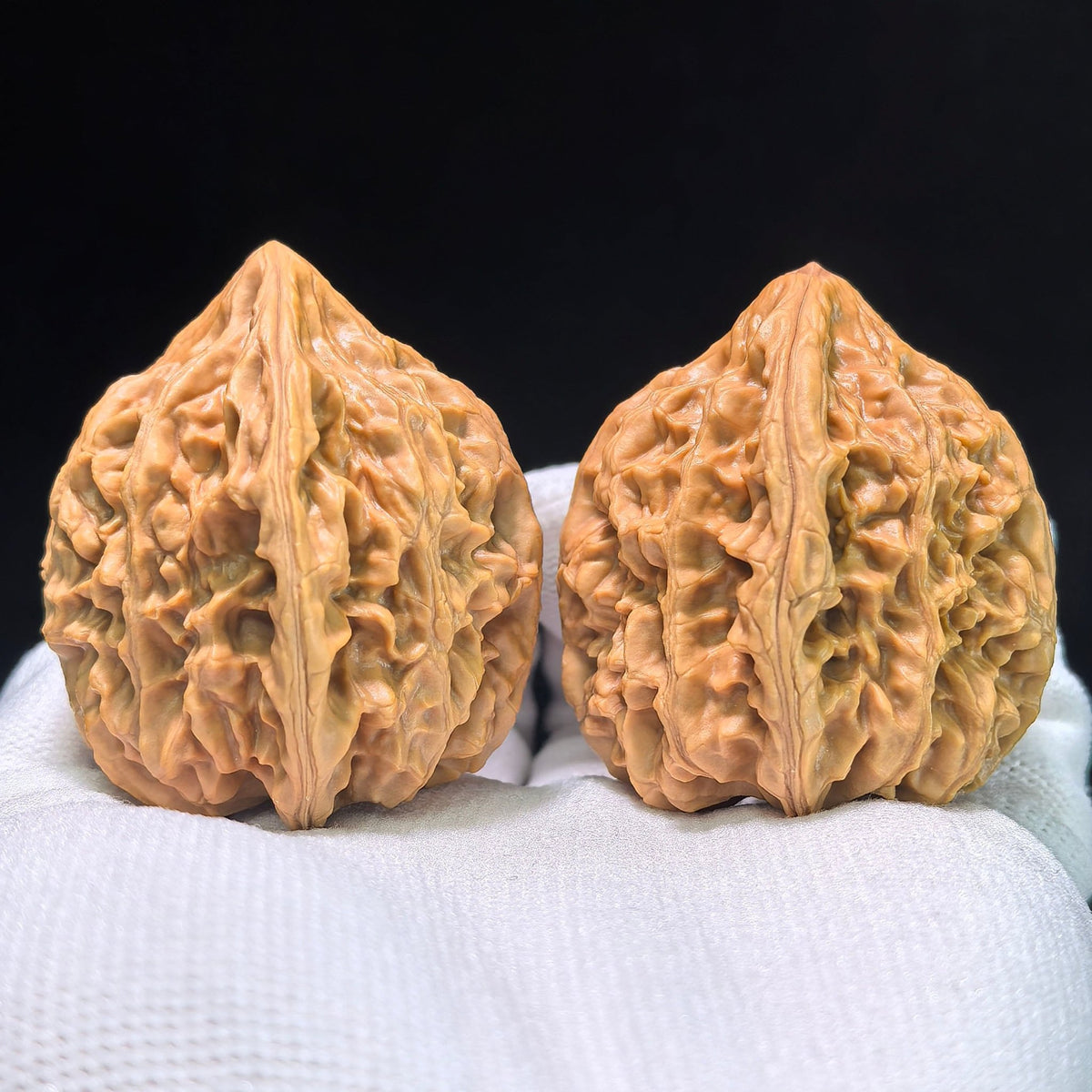The "Chicken Heart" (Ji Xin) Pair | 41.0mm x 41.0mm | JX-513 - ThePatinaProject