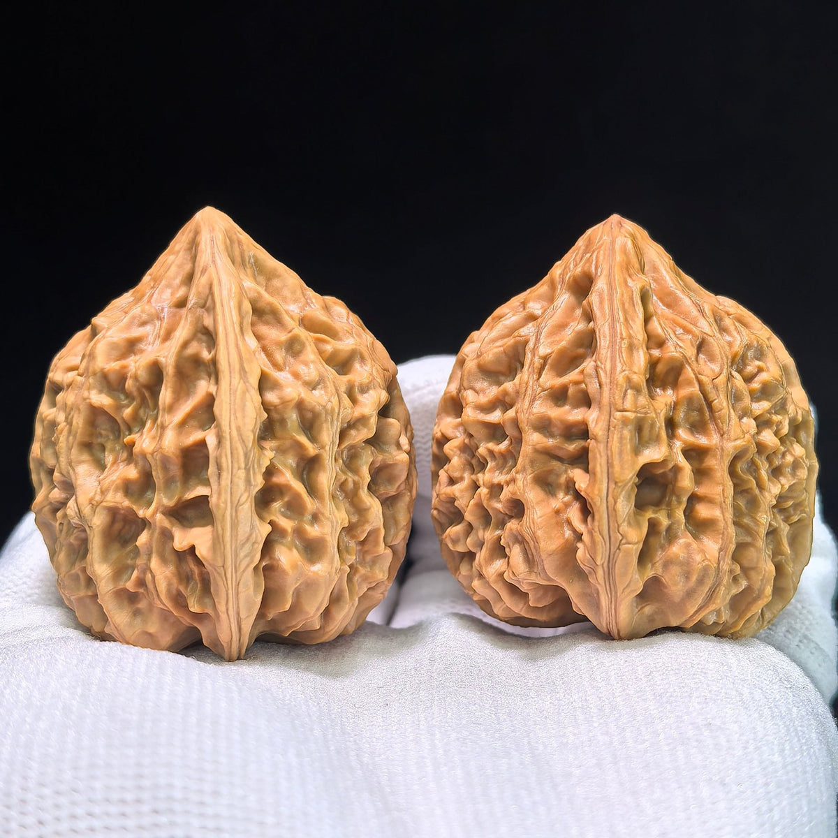 The "Chicken Heart" (Ji Xin) Pair | 41.0mm x 41.0mm | JX-513 - ThePatinaProject