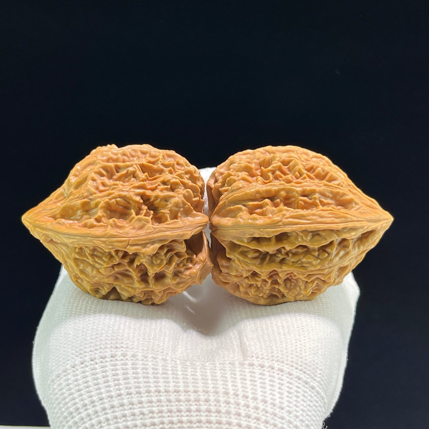 The Classic "Beijing Chicken Heart" (Ji Xin) Balanced Pair | 41.0mm x 41.0mm | BJJX-601 - ThePatinaProject