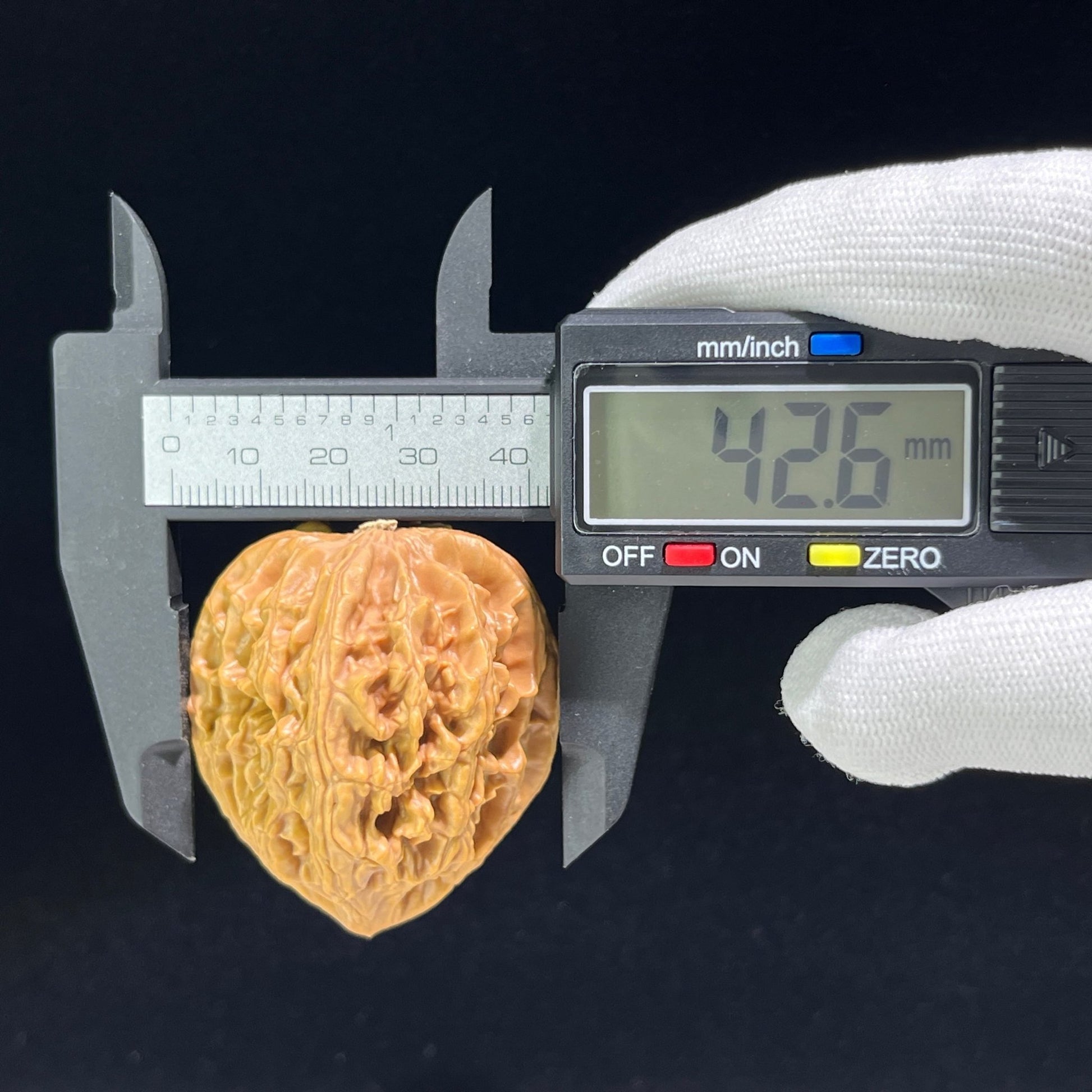 The Classic "Chicken Heart" (Ji Xin) Giant Balanced Pair | 42.0mm x 41.0mm | JX-702 - ThePatinaProject
