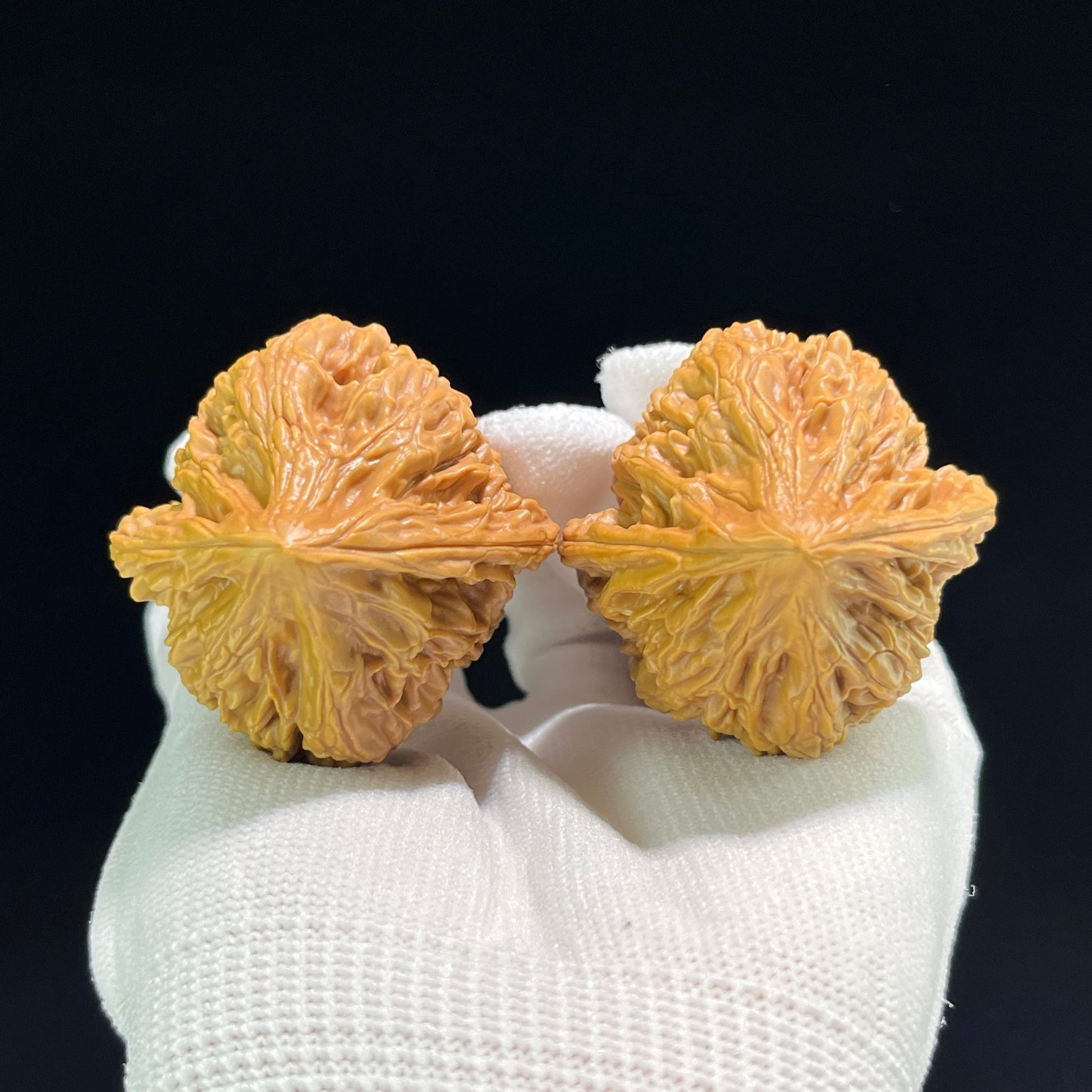 The Classic "Chicken Heart" (Ji Xin) Giant Balanced Pair | 42.0mm x 41.0mm | JX-702 - ThePatinaProject