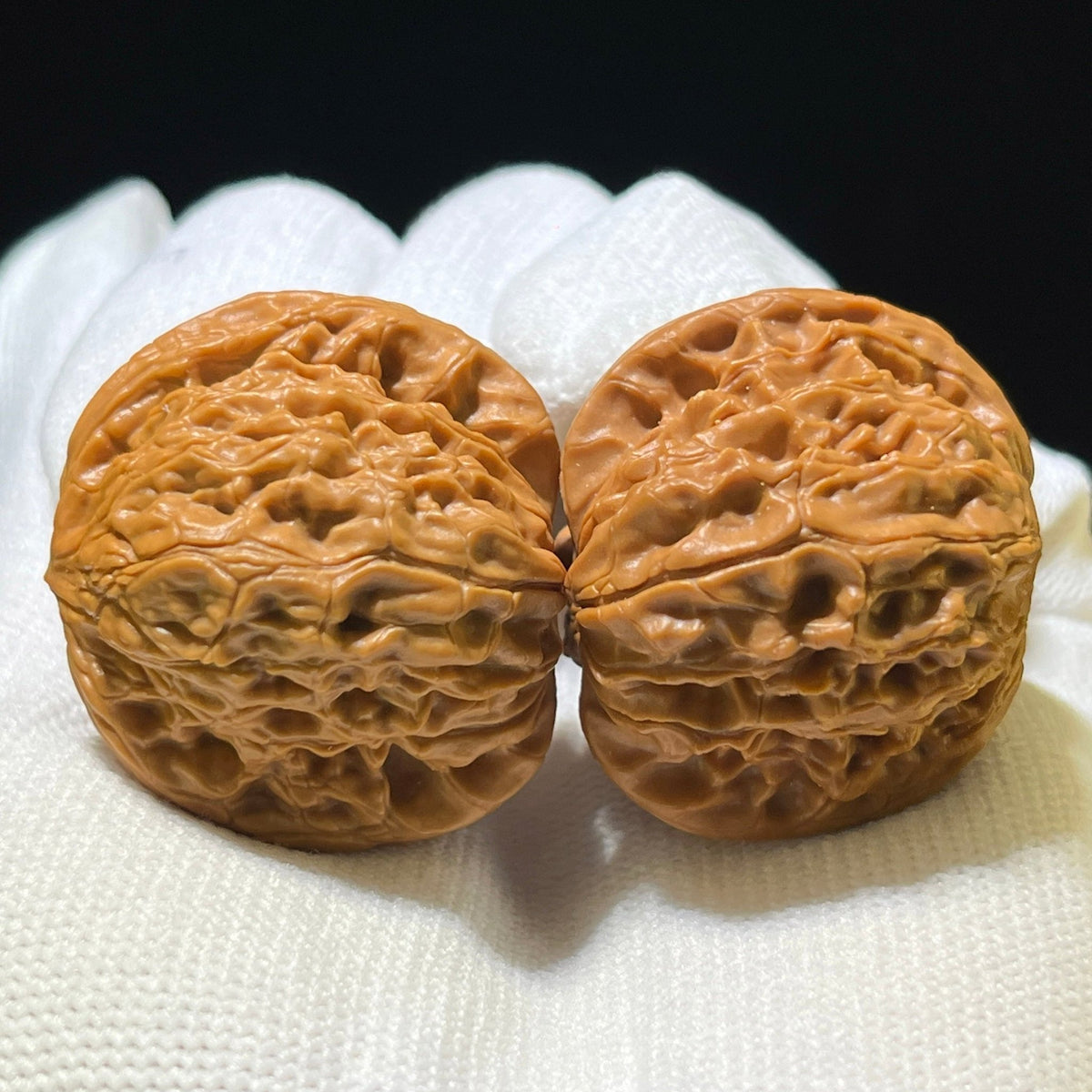 The "Classic Grinding-Stone" (Mo Pan) Miniature Finger-Twirling Pair | 33.0mm x 32.0mm | MP-1102 - ThePatinaProject