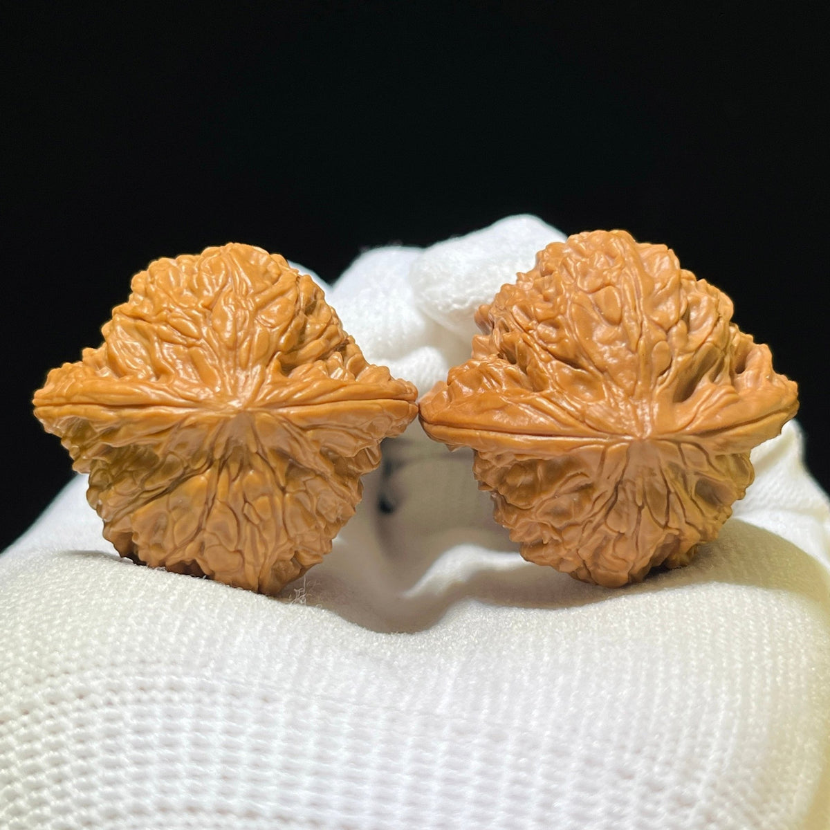 The "Classic Grinding-Stone" (Mo Pan) Miniature Finger-Twirling Pair | 33.0mm x 32.0mm | MP-1102 - ThePatinaProject