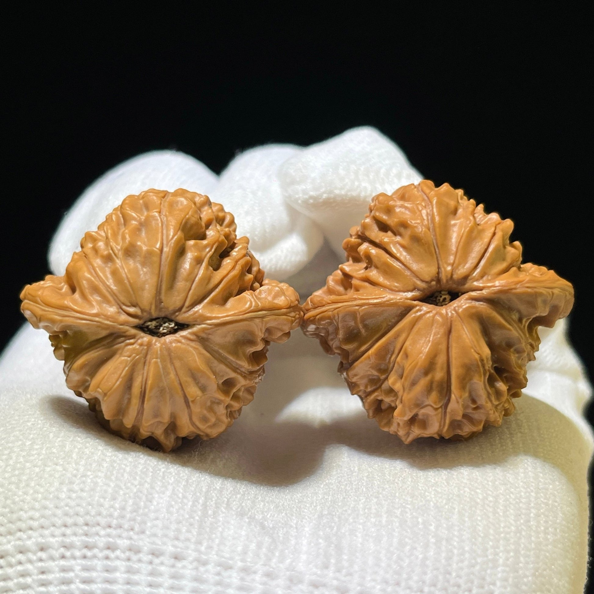 The "Classic Grinding-Stone" (Mo Pan) Miniature Finger-Twirling Pair | 33.0mm x 32.0mm | MP-1102 - ThePatinaProject