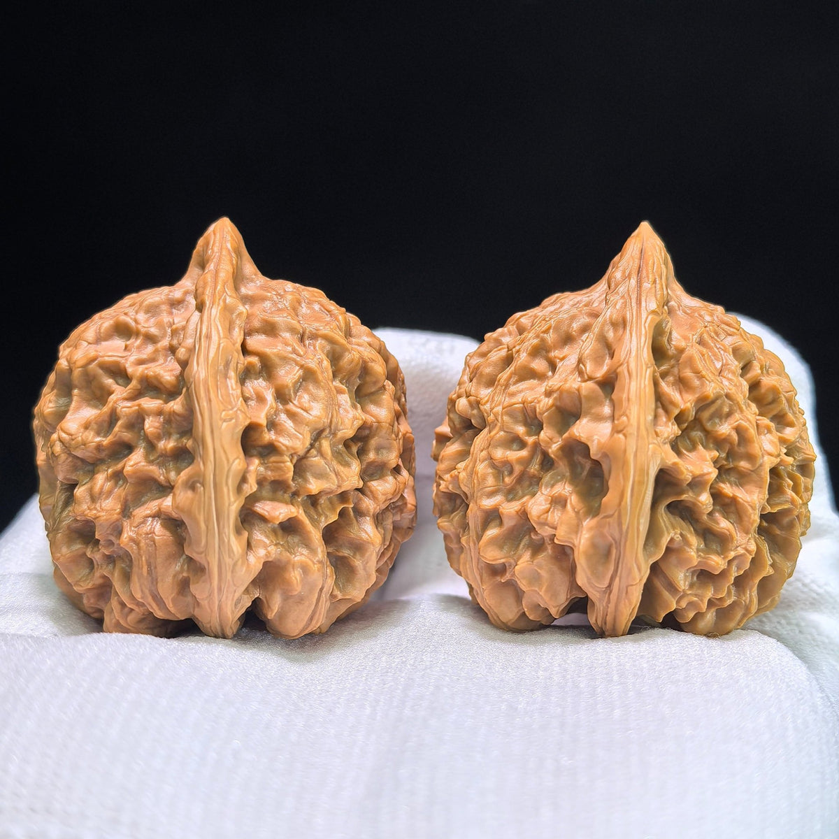 The Classic "Triangle Chicken Heart" (San Jiao Ji Xin) Balanced Pair | 39.0mm x 39.0mm | JX-704 - ThePatinaProject