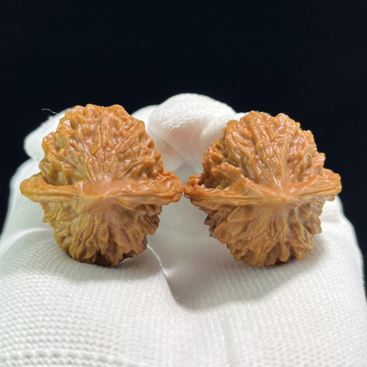 The "Coral Tower" (Shan Hu Ta) Miniature Balanced Pair | 32.0mm x 32.0mm | SHT-703 - ThePatinaProject