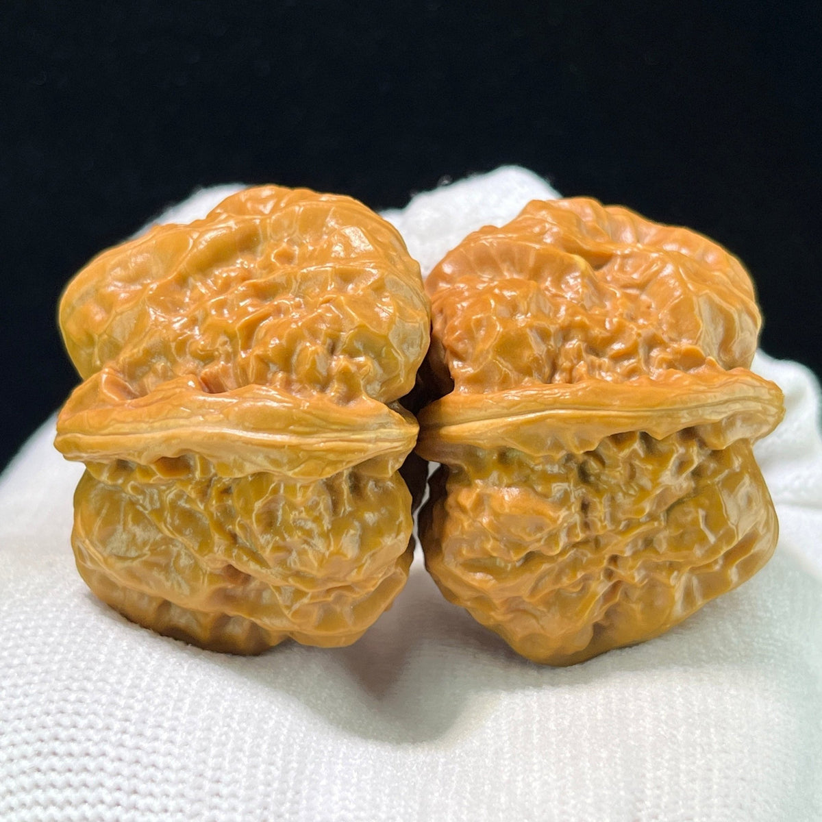The "Crystal Jade Toad" (Yu Chan Shui Jing Wa) Premium Deep-Belly Pair | 37.0mm x 40.0mm | W-1009 - ThePatinaProject
