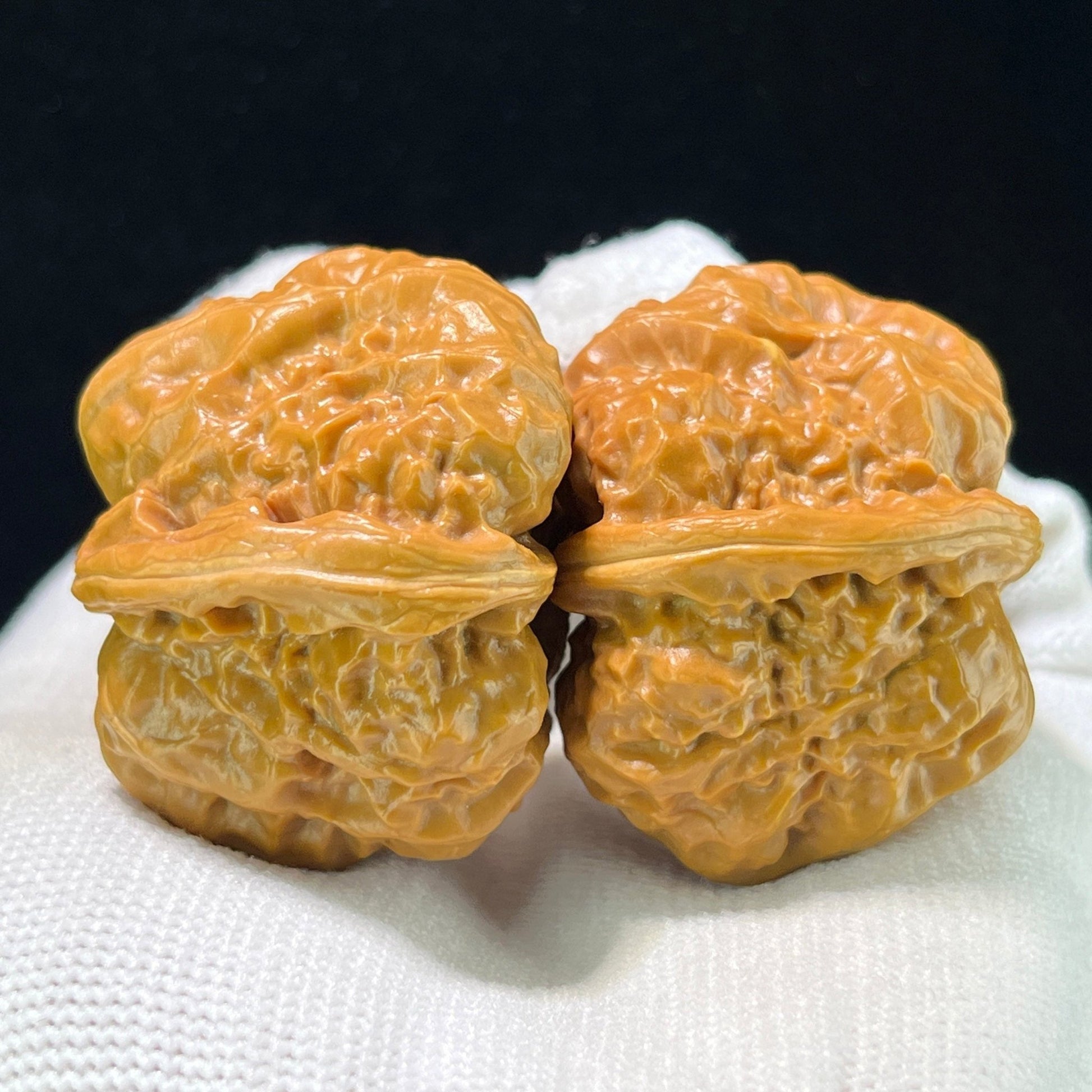 The "Crystal Jade Toad" (Yu Chan Shui Jing Wa) Premium Deep-Belly Pair | 37.0mm x 40.0mm | W-1009 - ThePatinaProject