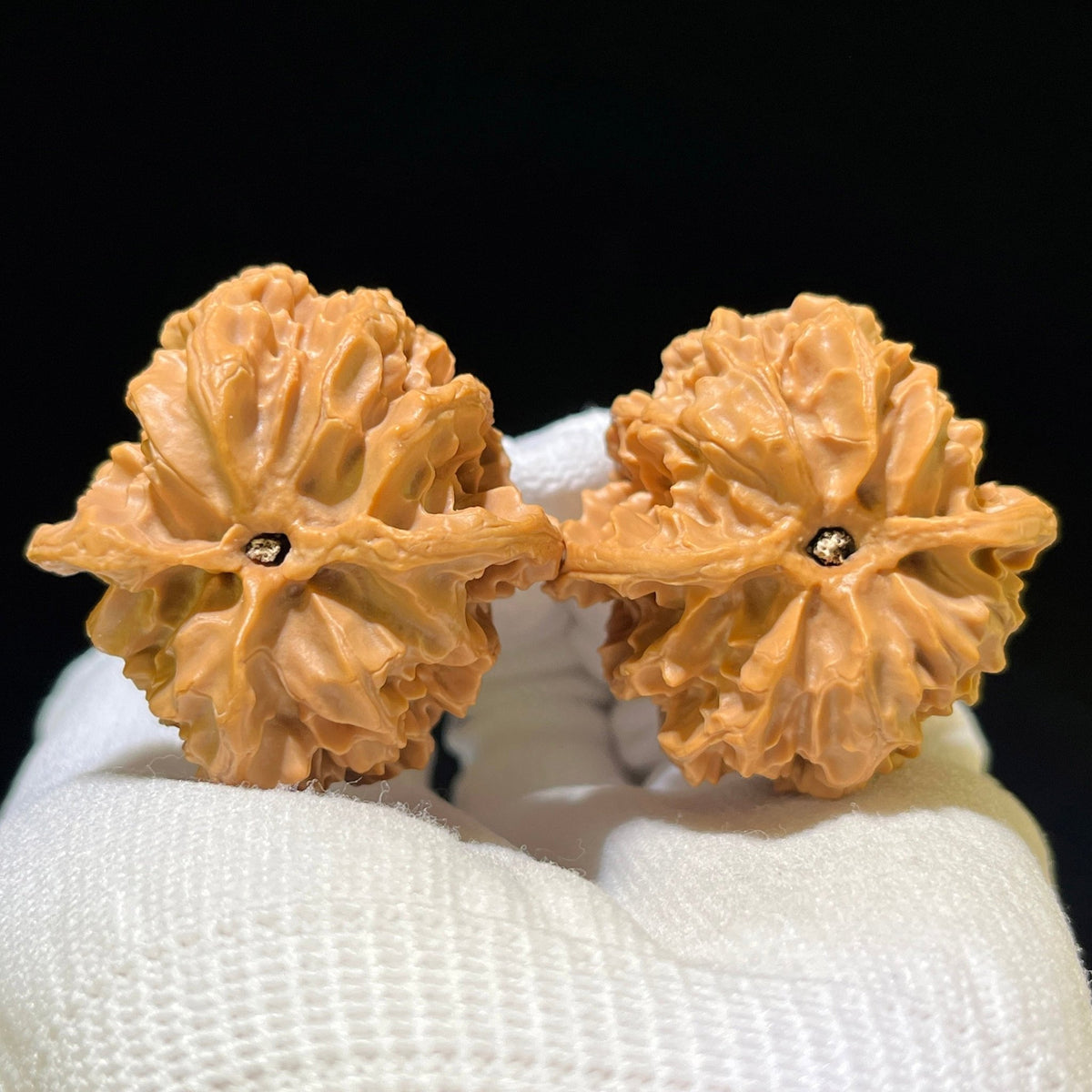 The Exquisite "Concave Base Apple Orchard" Aodi Pingguoyuan Collector Pair | 39.0mm x 40.0mm | ADPGY-1103 - ThePatinaProject