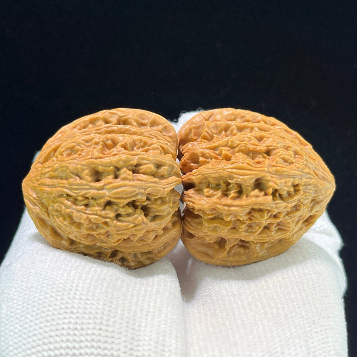 The Exquisite "Ruby" Hongbaoshi Lion Head Pocket Masterpiece | 38.0mm x 34.0mm | HBS-1001 - ThePatinaProject
