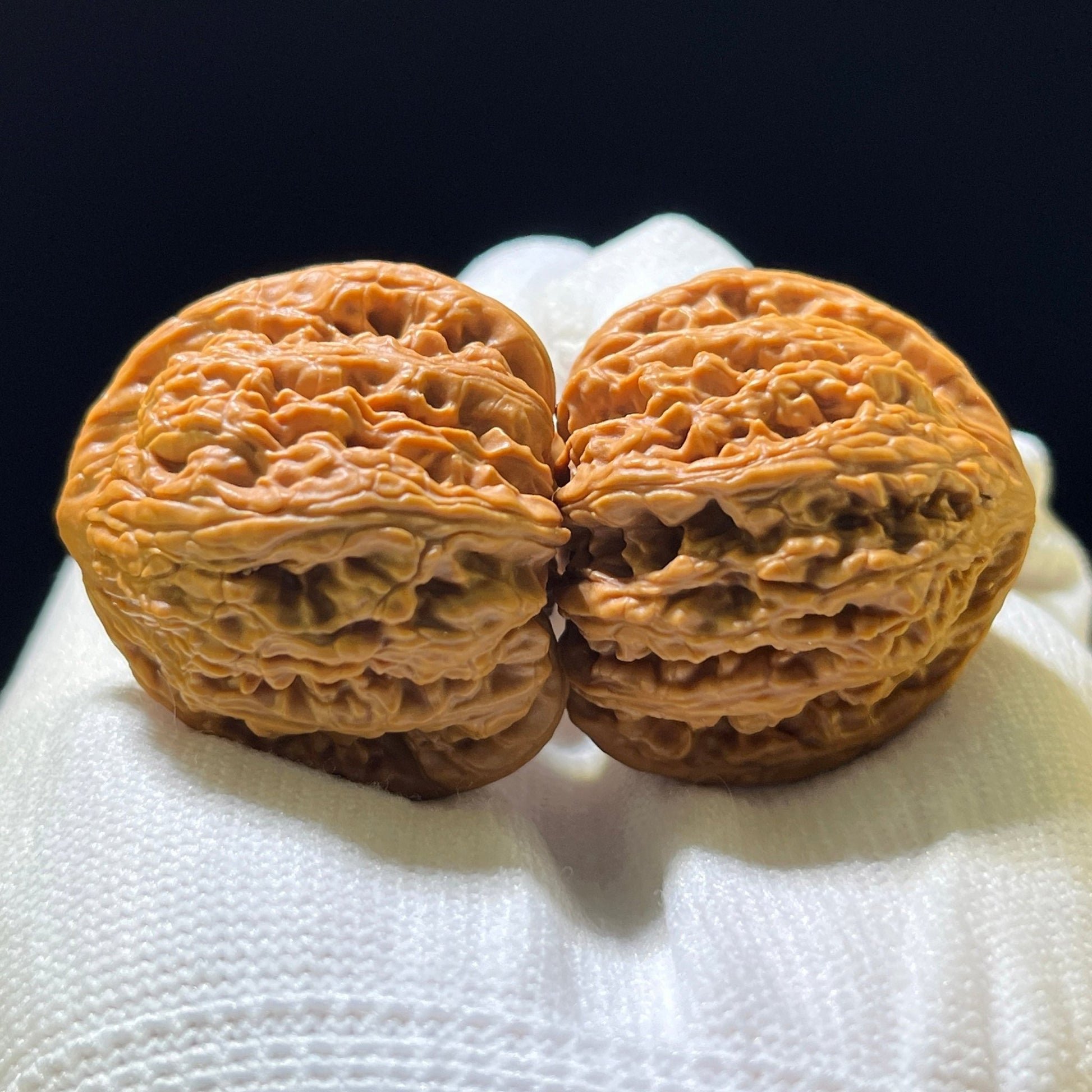 The "Fine-Rippled Ruby" (Mi Wen Hong Bao Shi) Compact Round Pair | 35.0mm x 35.0mm | HBS-1104 - ThePatinaProject